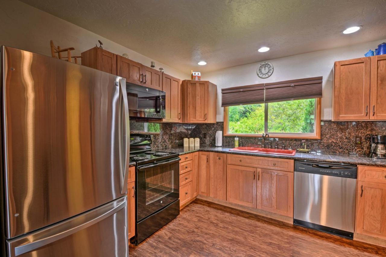 Gold Beach Apartment With Activities - 2 Mi To Ocean Extérieur photo
